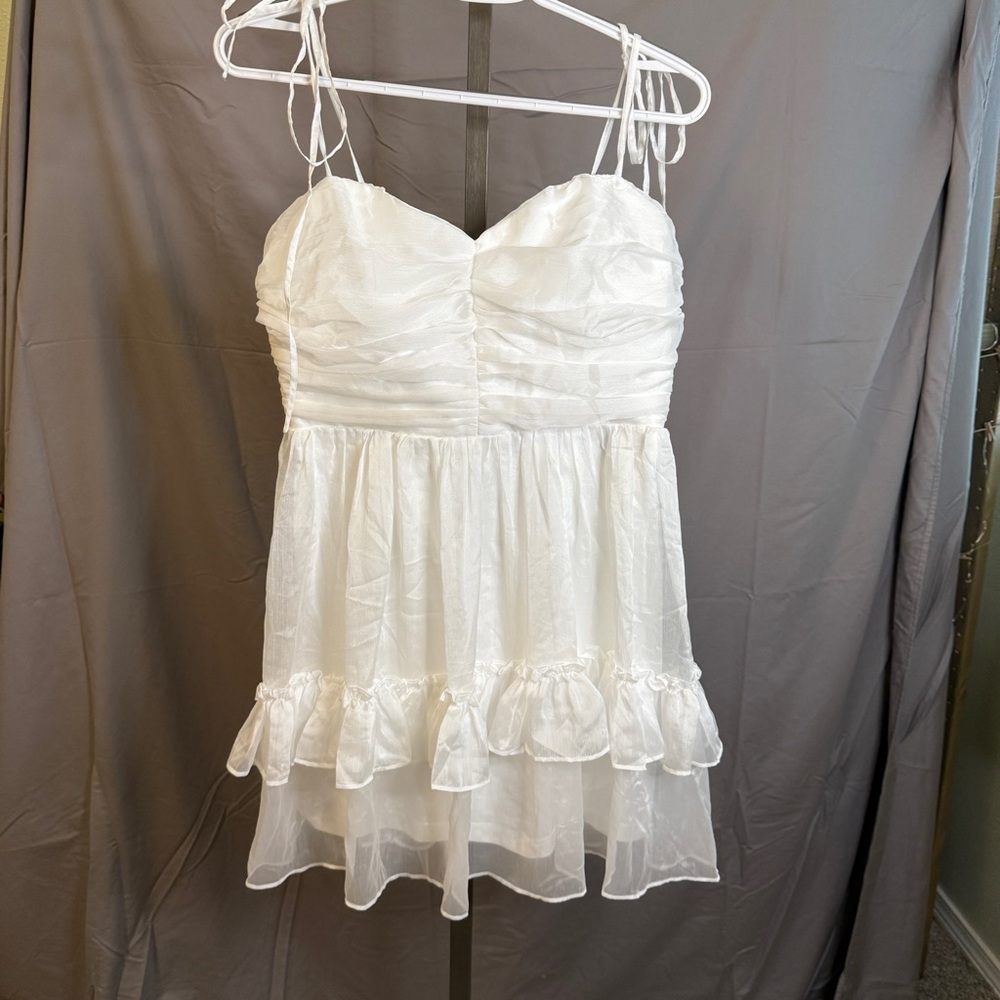 Lulus NWT White Ruffled Dress